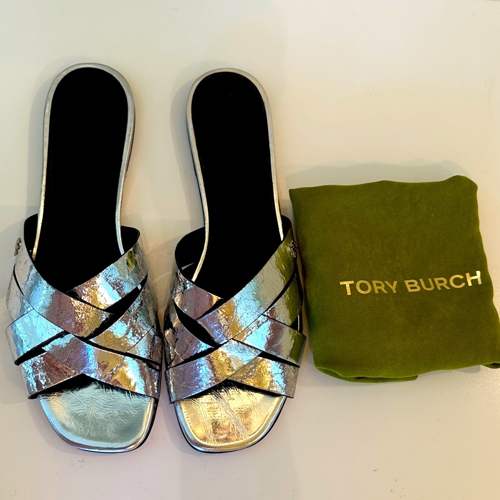 NewTory Burch Metallic Silver Slide Sandals. Size 8.5M.